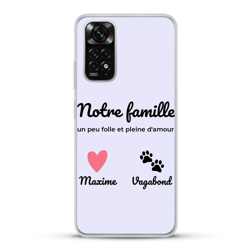 Notre famille un peu folle - Coque de téléphone personnalisée