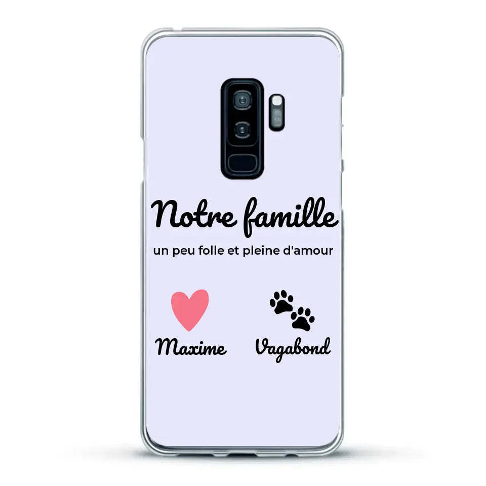 Notre famille un peu folle - Coque de téléphone personnalisée