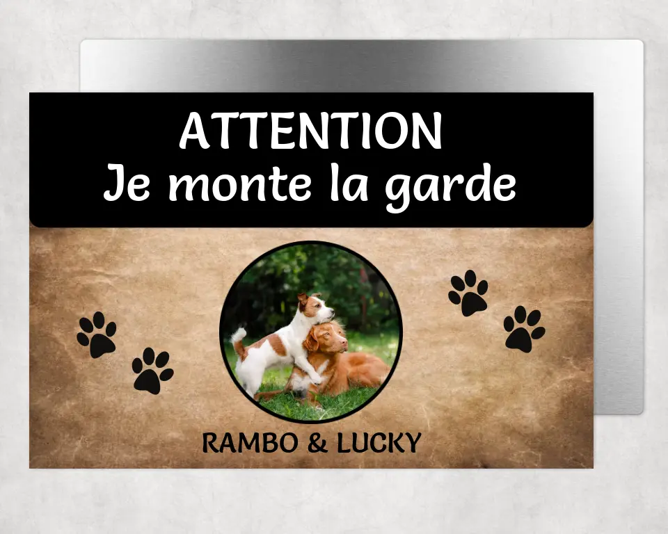 Attention je monte la garde avec photo - Plaque de porte personnalisée